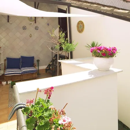 Apartment Adenzia *